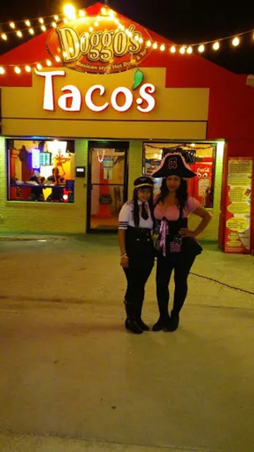 Doggos - Tacos Burritos Juarez Hot Dogs Tortas