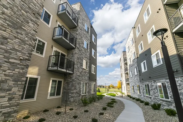 WaterWalk Extended Stay Minneapolis - Plymouth