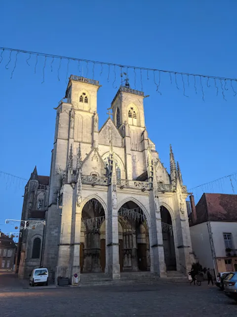 Collégiale Notre-Dame de Semur-en-Auxois