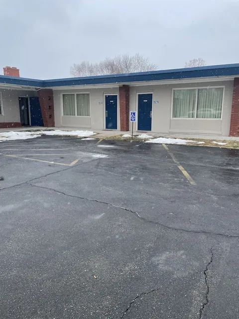 American Motor Inn - Rock Island