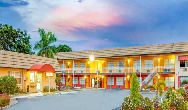 SureStay by Best Western Sarasota Lido Beach