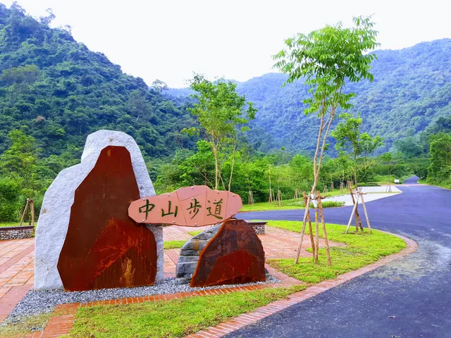 山谷樂生態園區民宿露營