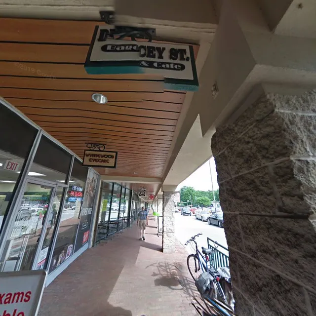 Wynnewood Shopping Center