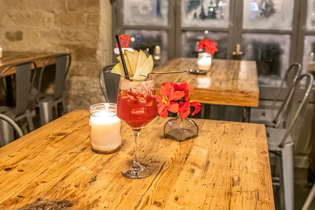 Blue Apple Bar & Grill