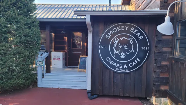 Smokey Bear Cigars & Cafe