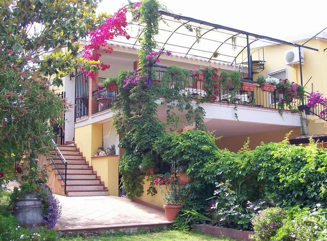 Bed & Breakfast Is Murdegus