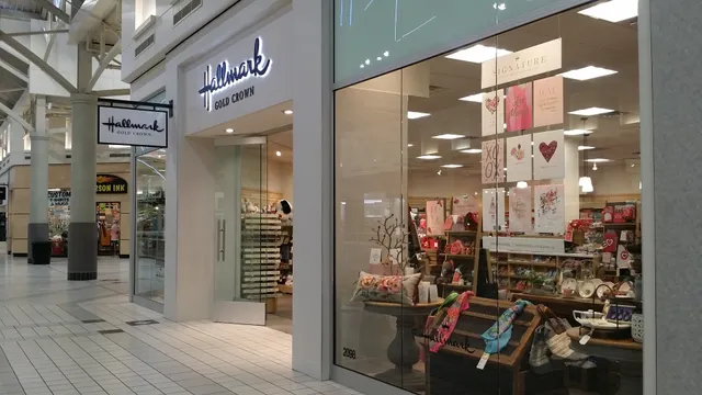 Winnie's Hallmark Shop