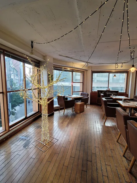 Hongdae Restaurant Tokkijung Project