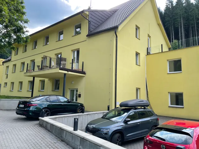 The Meetinka Apartments