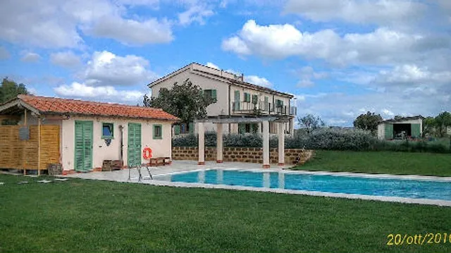 Agriturismo del Casale San Benedetto - Farina e olio d'oliva biologico