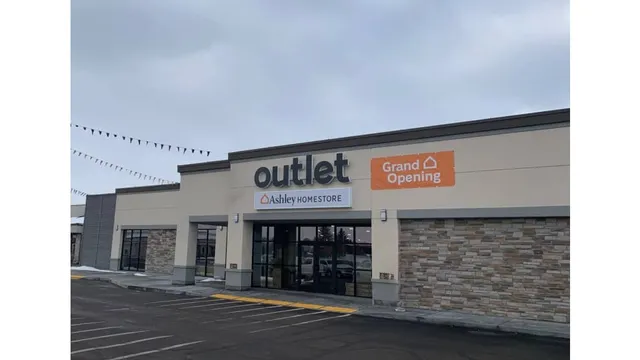 Ashley Outlet