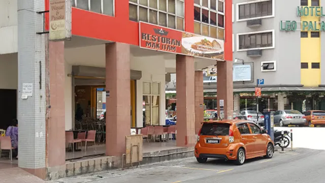 Restoran Mak Itam (Rani Seafood Sup Kaki Ayam)