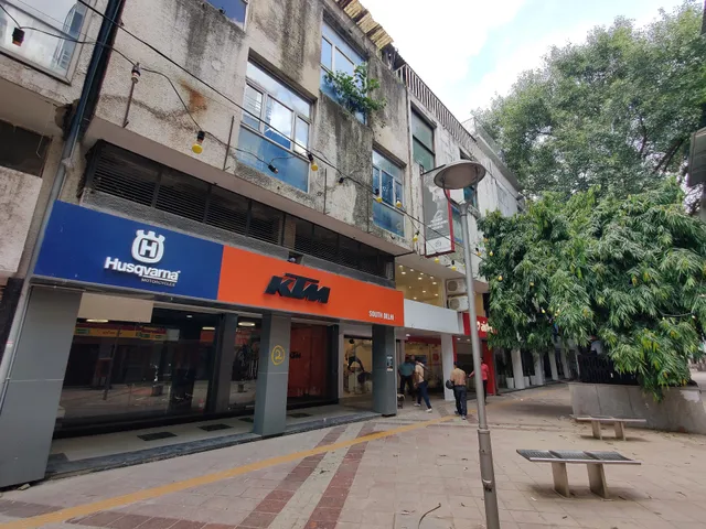 Vasant vihar basant lok complex