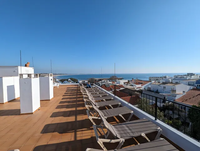 Henri's Apartments Páteo de Santo António