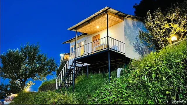 Into the woods resort, Kanatal