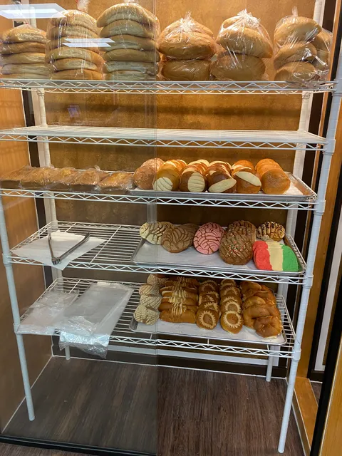 El Panes Bakery