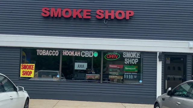 liquor store & smoke shop