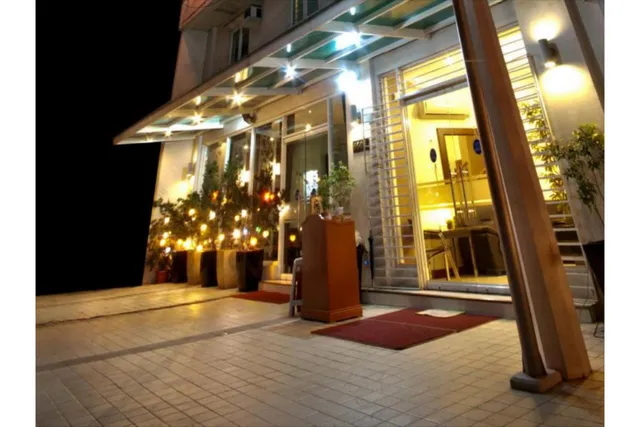 Townhouse OAK Metro Manila Near Osmena Highway PNR Pasay formerly Avitel Hotel