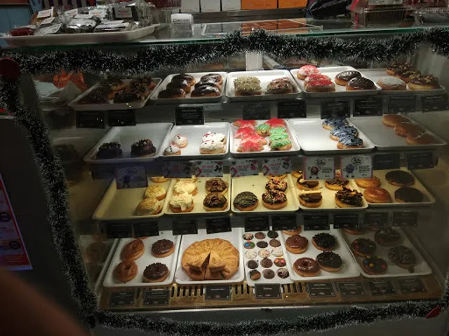 Super Donuts: The American Eatery