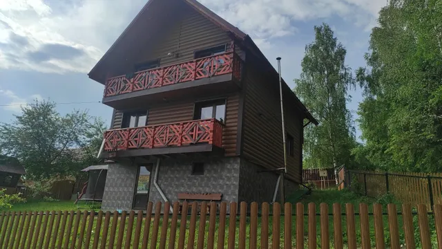 Simeynyy Kotedzh Krayevyd