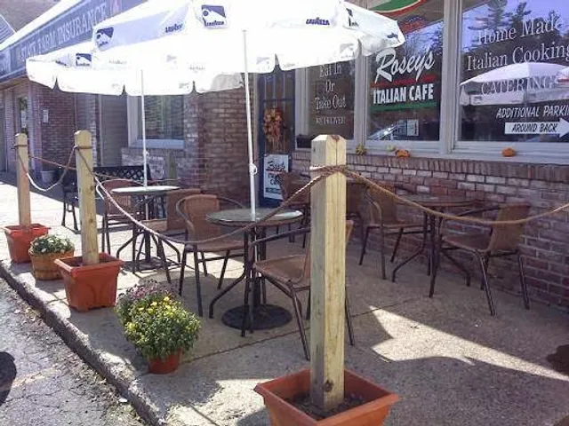 Rosey's Italian Cafe