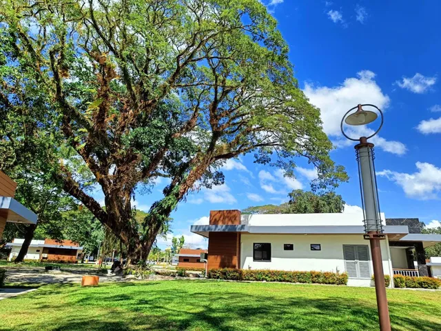 Aurora Villas and Cabin Resort