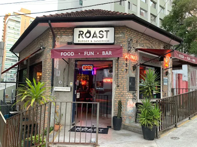 Roast Burger & Sandwich