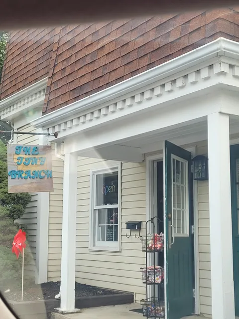 The Tiny Branch Boutique LLC