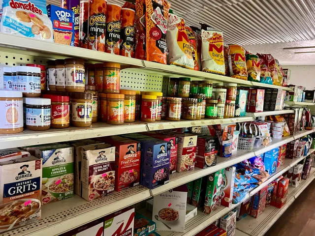 Troyer’s Amish Discount Groceries