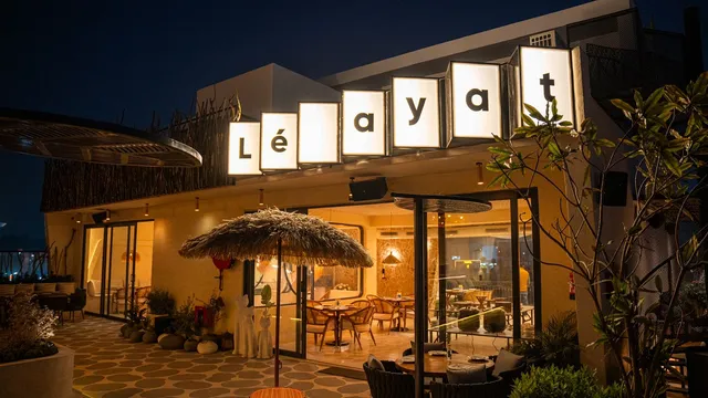 Lé ayat - Café & Lounge