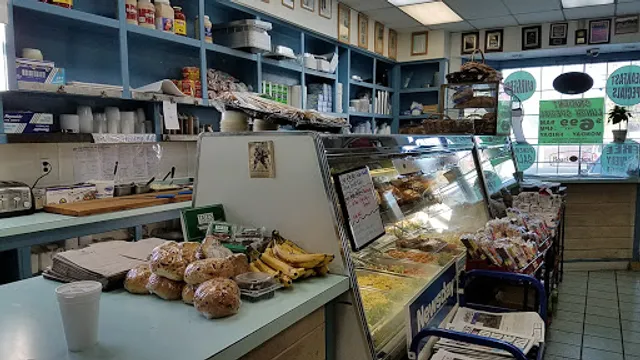 Islip Country Deli