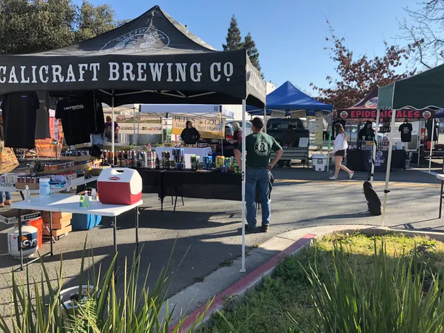 Walnut Creek Farmers' Market (by CCCFM)