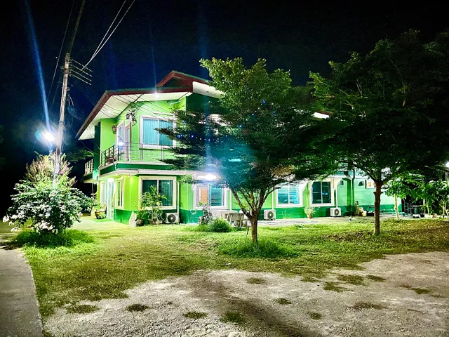 OYO 956 Thachang Resort