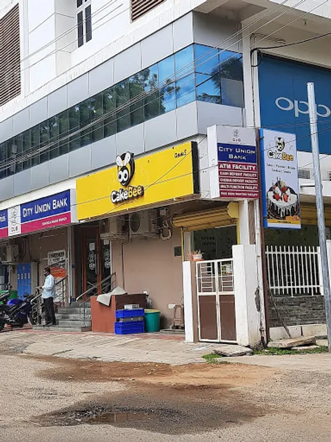 CakeBee - Your Favourite Bakery & Cake Shop