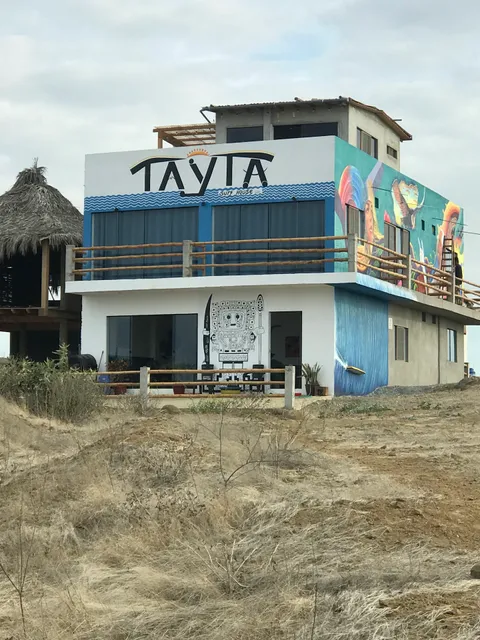 Tayta Surf House