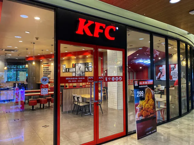 KFC Sena Festival (Charoennakorn)