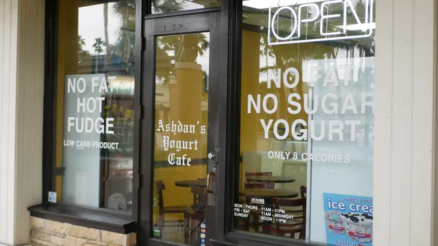 Ashdans Yogurt Cafe
