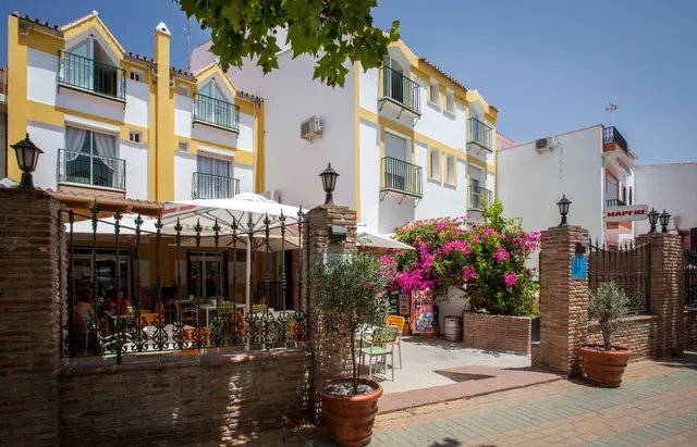 Hostal Sango Sierra de las Nieves