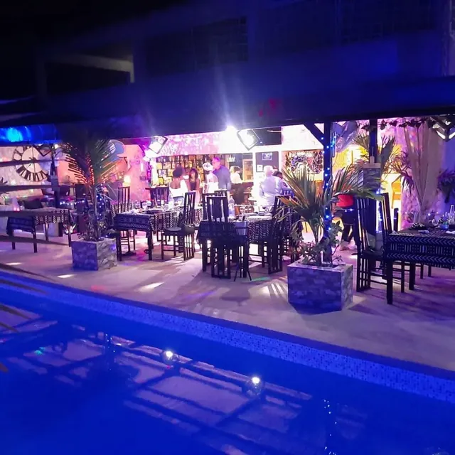 LA CALECHE restaurant, bar tapas