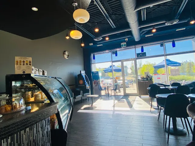 Waves Coffee House- Hampton Landing