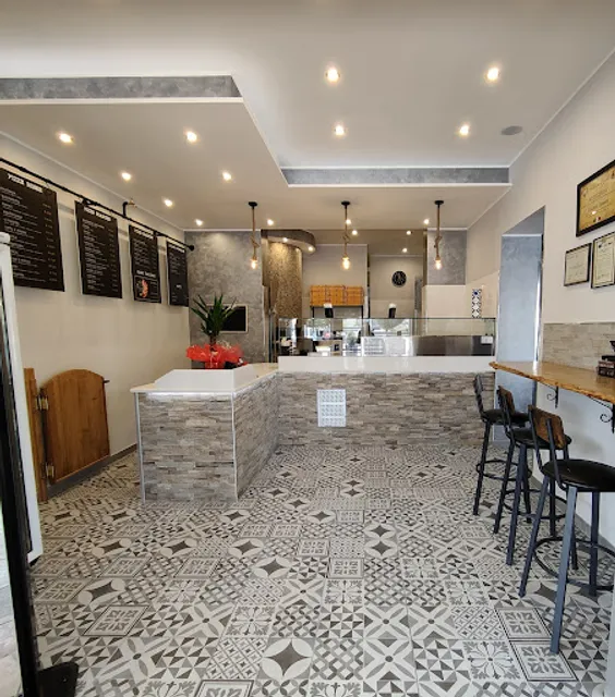 Pizzeria "Su e Giù"