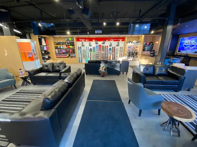 Black Tie Ski Rentals of Whistler - Village Centre