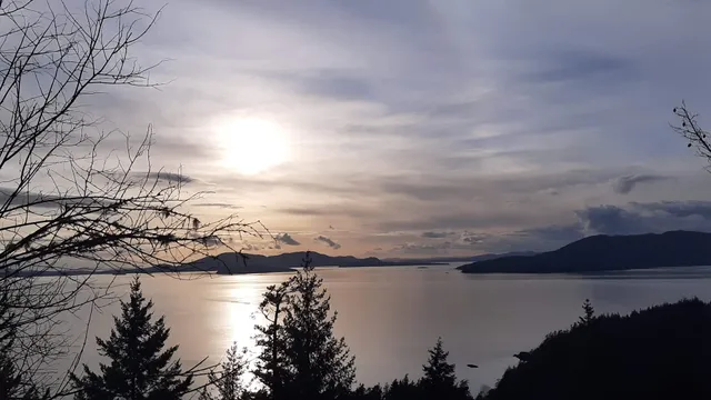 Fragrance Lake Trail Overlook