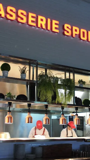 La Cage - Brasserie sportive