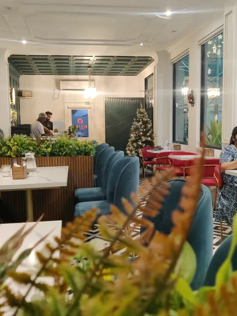 The Pod Cafe & Bistro - Sholinganallur, Chennai | Thai, Chinese, Indian & Italian cuisines