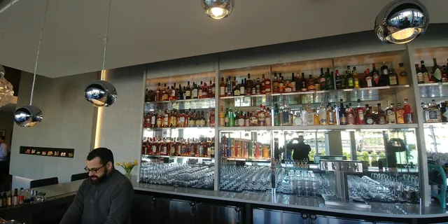 St. John knits Boutique Kansas City House