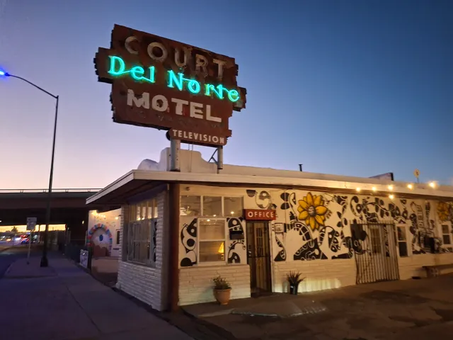 Del Norte Courts Motel