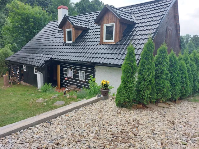 Roubenka u potoka Výprachtice