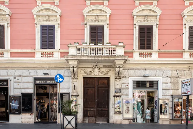 Central Vatican Rooms