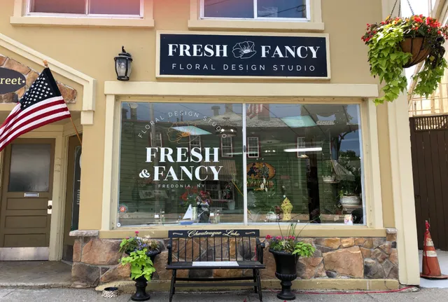 Fresh & Fancy Floral Design Studio
